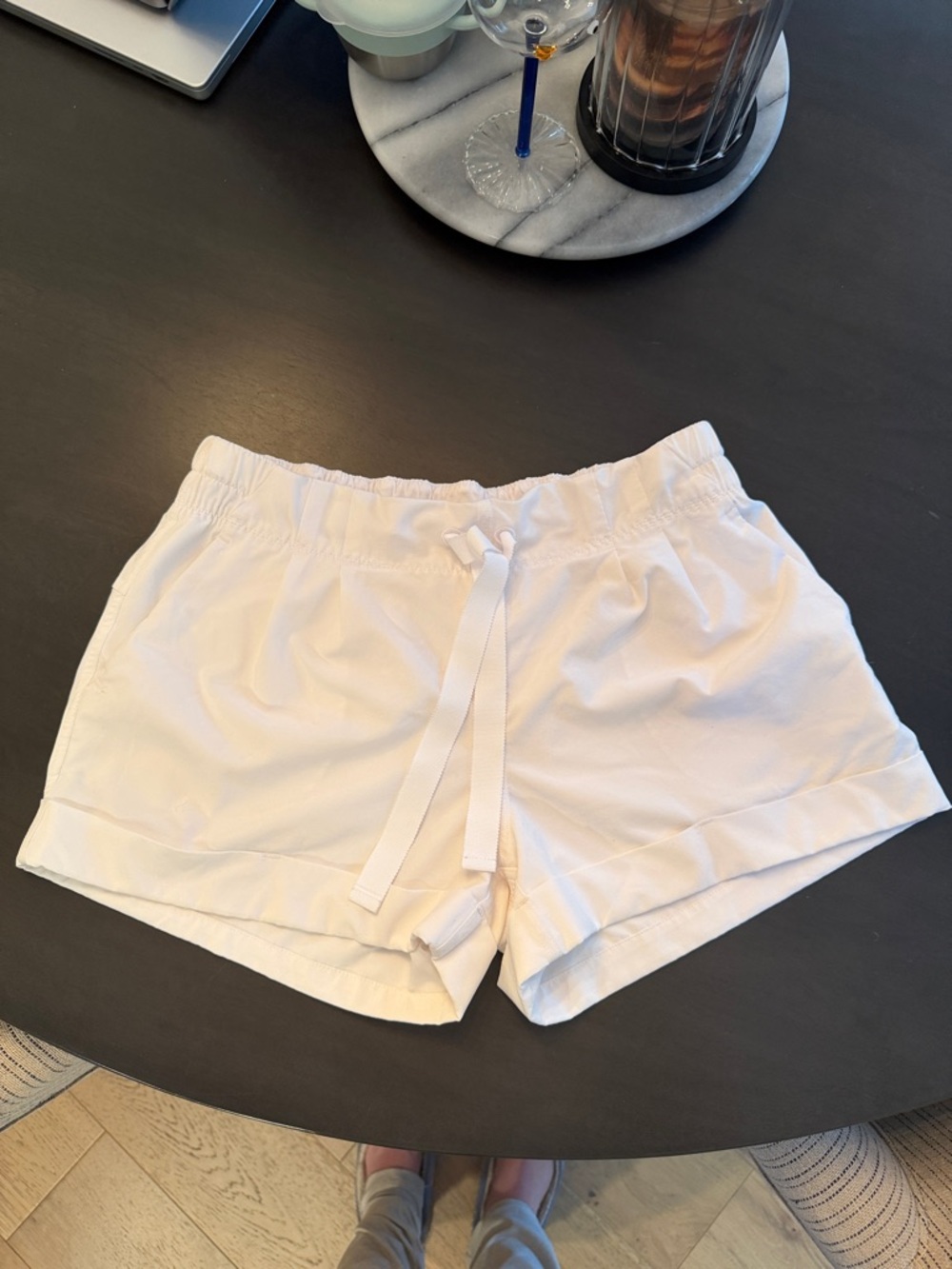 lululemon athletica Women's White Elastic Drawstring Athletic Shorts